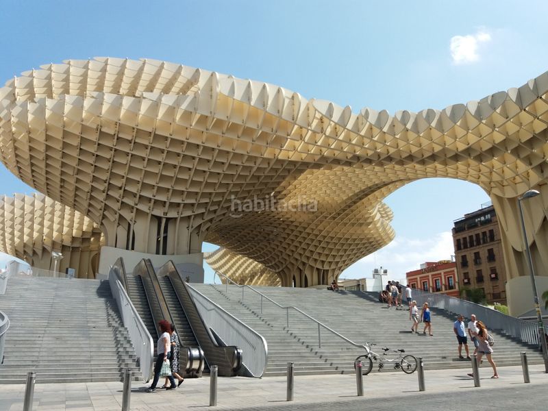Foto a2feed3a-87fa-46f6-8eae-3cc0ca359151. Edifici a Encarnación - Regina Sevilla