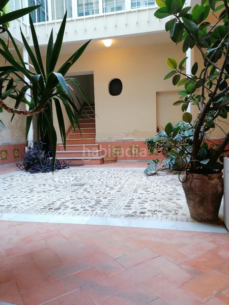 Foto 48e80255-00f1-430a-9d95-d1d940a4803e. Lloguer loft amb calefacció aparcament a Feria Sevilla