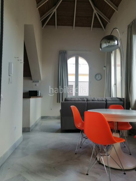Foto 7cf7fed7-b18c-4df0-9ccb-c80d736995d0. Lloguer loft amb calefacció aparcament a Feria Sevilla