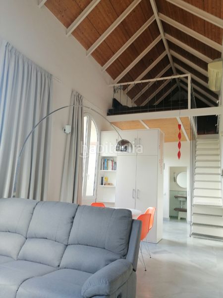 Foto 89c1ccf5-c6dd-4fe1-8764-5a6db59df672. Lloguer loft amb calefacció aparcament a Feria Sevilla