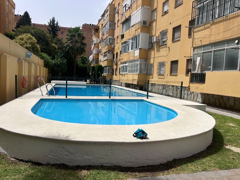 Foto 15d37f14-2f94-41a5-9e5e-87d27194f6de. Àtic amb aparcament piscina a Bami - La Estrella Sevilla