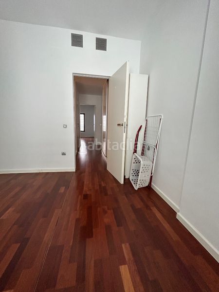 Foto c599618b-8817-460d-a243-0b1ce273f262. Location duplex avec chauffage parking dans Santa Catalina Sevilla