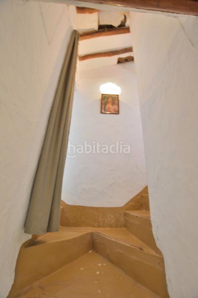 Foto 048bd3b8-ac10-4606-97bb-089f4368d0d8. Casa adossada a Cuevas del Becerro
