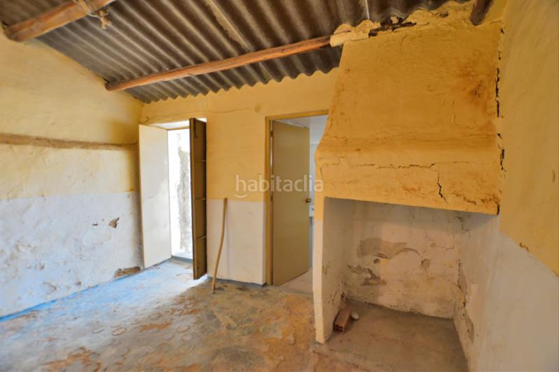 Foto d644cc4e-0ff3-470c-8e3c-5d5dcc0f24ca. Casa adossada a Cuevas del Becerro