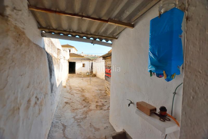 Foto e5254775-d750-46df-9dbc-9142f39edf23. Casa adossada a Cuevas del Becerro
