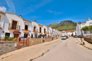 Casa adossada a Cortes de la Frontera. ¡¡¡¡rebajado de 119.500 € a 113.500 €!!! .¡bienvenido a tu nuevo
