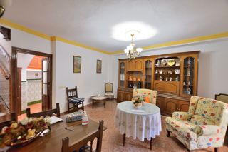 Casa adossada a La Ciudad. ¡¡¡¡rebajado de 295.000 € a 260.000 € !!! vivienda familiar terr