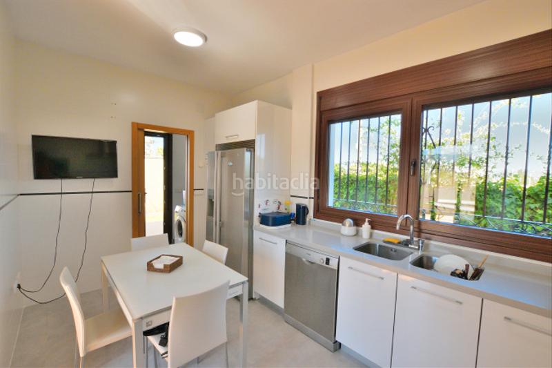 Foto 73cfc69b-d3f3-48e6-baf6-729ed42724e7. Xalet amb aparcament piscina a Partidas Norte Ronda