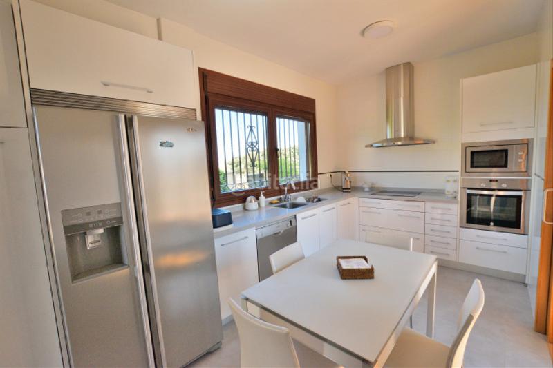 Foto b4a39fd0-1695-4e71-9e78-4cf884982821. Xalet amb aparcament piscina a Partidas Norte Ronda