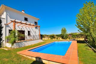 Chalet à Partidas Norte. Oasis de tranquilidad en una urbanización privilegiada