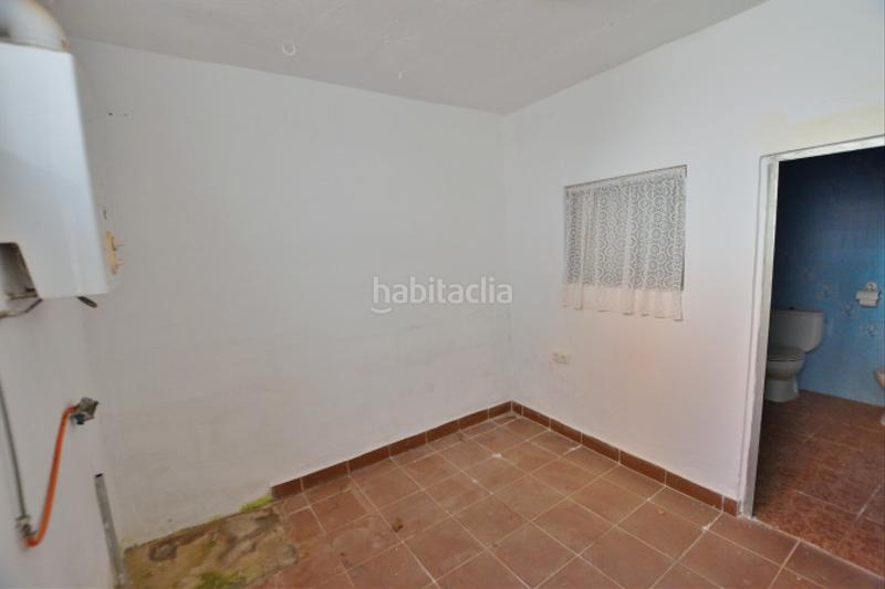 Foto 4ec7ddd0-7ee2-47ba-b45a-e2e3a8adb78e. Casa adosada descubre tu nuevo hogar en el corazón del valle del genal! en Faraján
