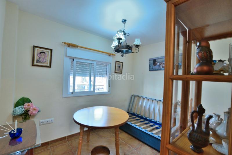 Foto bbacb69a-d0d7-42df-8317-015608e05a08. Piso perfecto para quienes buscan buena ubicación con todo lo necesario para vivir en Ronda