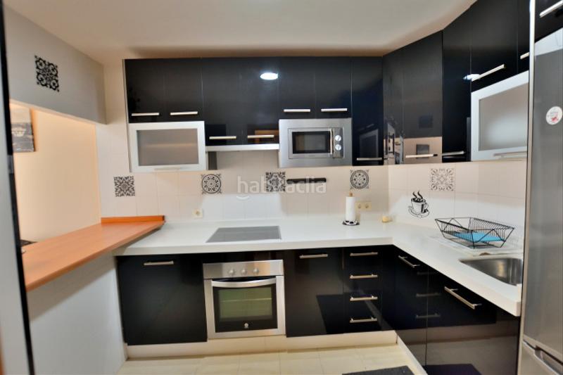 Foto f62253b2-a786-480f-bb6d-58f674c3b09e. Piso en calle monterejas 21b **piso en venta en el corazón - ideal para parejas** en Ronda