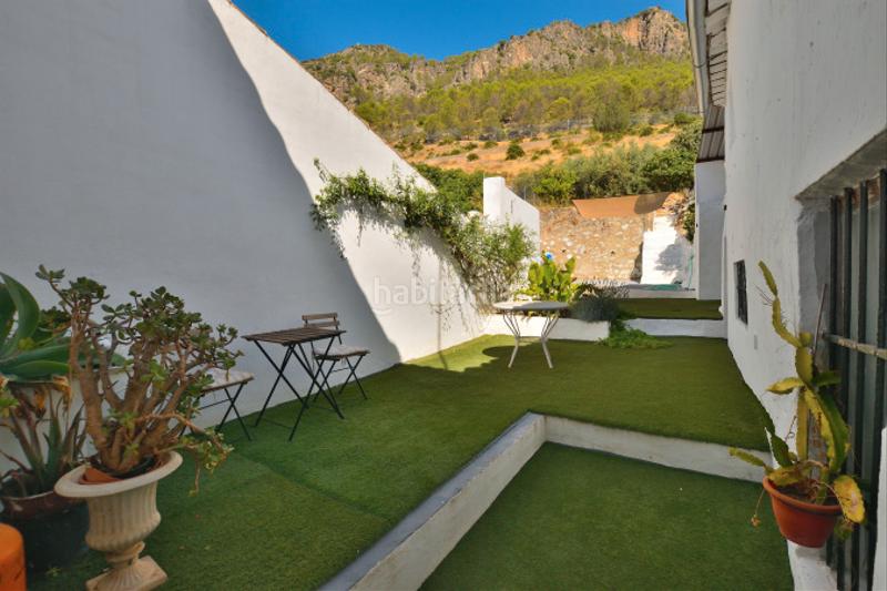 Foto b9bf6b11-21c4-42b9-aa5f-cb6023640a7f. Casa adosada **casa / chalet adosado en venta - un refugio con encanto** en Algodonales