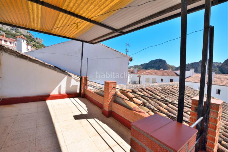 Foto 5763d340-1c4b-4e87-8a6d-ef17daeb7bed. Casa adosada ¡descubre tu nuevo hogar , un encantador chalet adosado en plena sierra! en Montejaque