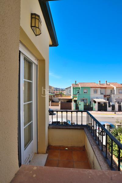 Foto 18323585-8eb6-4bd7-b186-e5a987dc27f0. Casa adosada  en arenal con sótano y barbacoa en Ronda