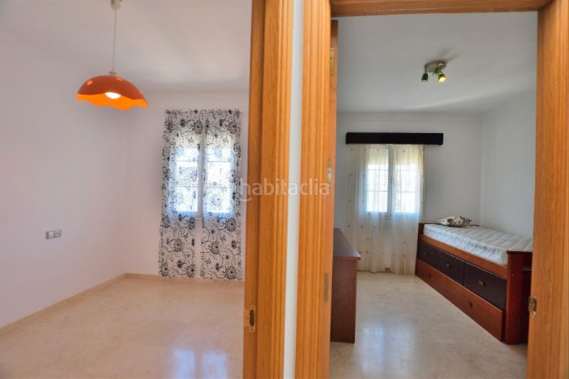 Foto e9f478b4-ef04-4bed-8128-f88666cf3b3a. Casa adosada  en arenal con sótano y barbacoa en Ronda