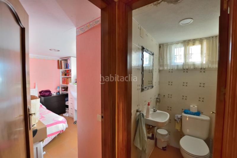 Foto c18aa0cf-16d9-48f8-a982-d6e259454c4e. Chalet avec parking piscine dans Centro Ronda