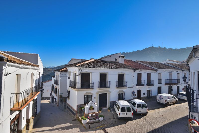 Foto 1f978b9c-7c57-4c90-9043-b41e528a561a. Casa adossada amb aparcament a Gastor (El)