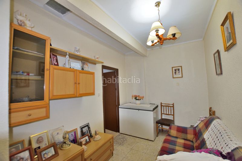 Foto 66e70ffe-4eec-43ce-9a22-6016d2e01272. Casa adossada amb aparcament a Gastor (El)
