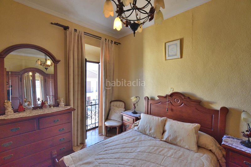 Foto c78b17ea-6a67-4350-8712-0f0e3c3ebe1a. Casa adossada amb aparcament a Gastor (El)