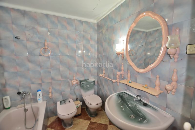 Foto f002554f-5926-4200-8bc5-d2f997b3def7. Casa adossada amb aparcament a Gastor (El)