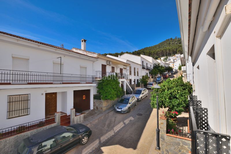 Foto ec7b8a38-fbba-4cdd-9ffc-b26688ecc578. Zweistöckige wohnung in calle los huertos 21 in Gastor (El)
