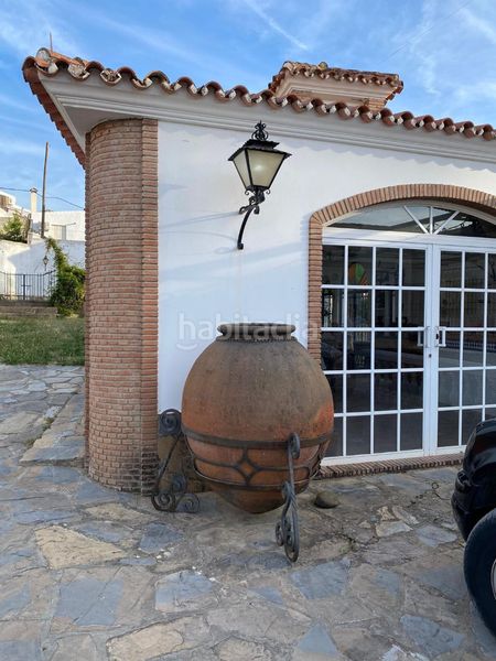 Foto a4bd3835-2c2a-414b-829d-c84dfcee91ff. Xalet amb calefacció aparcament piscina a Arriate