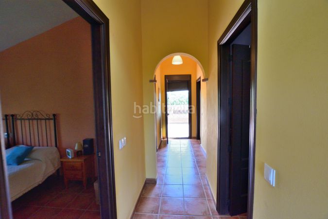 Foto 623a9884-b982-4046-bf76-9c780c8896ef. Masia amb xemeneia aparcament piscina a Arriate