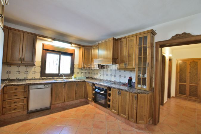 Foto 597d5a0d-256c-45dd-b0b9-b358efa1b5f7. Masía finca rústica en venta en Partidas Norte en Ronda