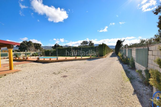 Foto abd1fb02-0771-4ddf-a72c-327ebb51b283. Masía finca rústica en venta en Partidas Norte en Ronda