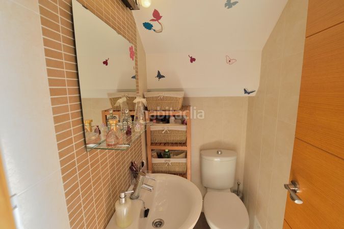 Foto 5a07b27c-6c82-45dd-9130-f61a34b40531. Casa adossada a calle el peñoncillo 9d a Montejaque