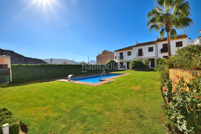 Foto 5c97aa54-e060-4007-a9b4-448e3ce5525f. Casa adossada a calle el peñoncillo 9d a Montejaque