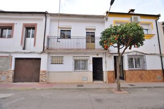 Reihenhaus in Calle antonio ordóñez 75. ¡descubre tu hogar en ronda!