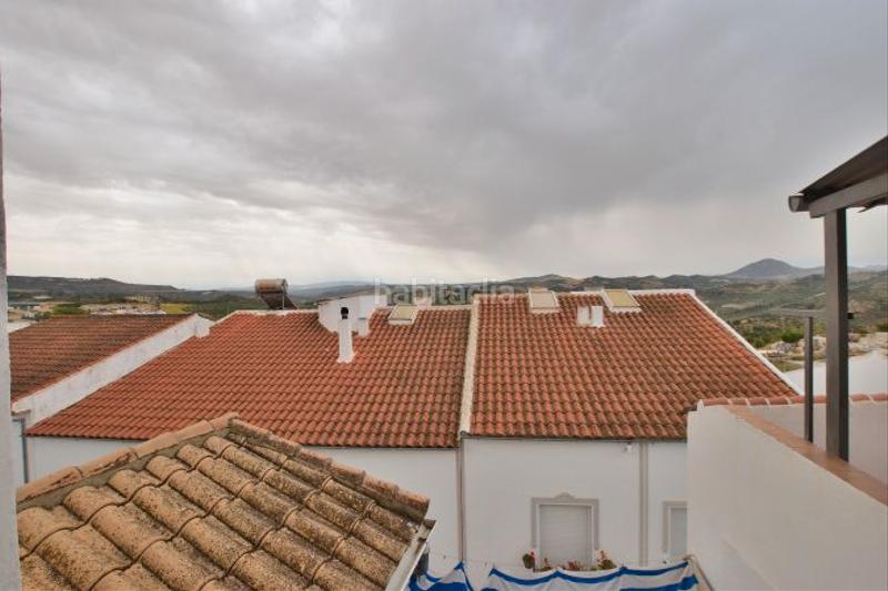 Foto 31466d0b-c769-474d-b0e7-e40736e1691c. Casa adossada a calle pilar 32 a Olvera
