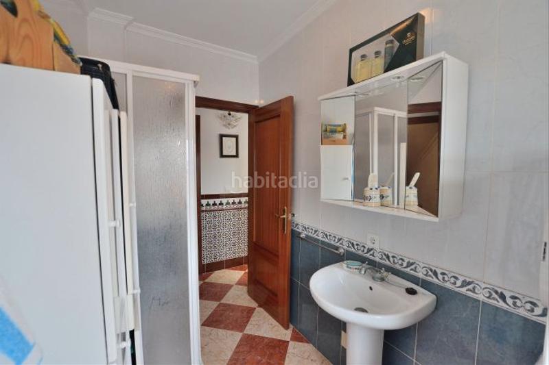 Foto 5abd9240-c256-49cf-b432-a1ce269ea0e8. Casa adossada a calle pilar 32 a Olvera