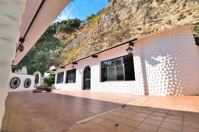 Foto 0c617120-9be2-42f5-8102-fd07328e5cb3. Masia amb aparcament a Arriate