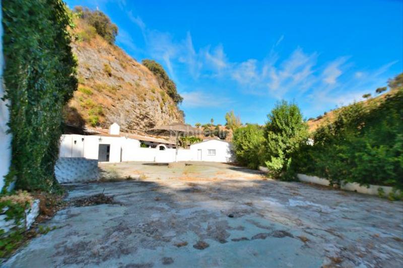 Foto 40d4c2cf-b08d-481a-9439-6d5ee576deff. Masia amb aparcament a Arriate