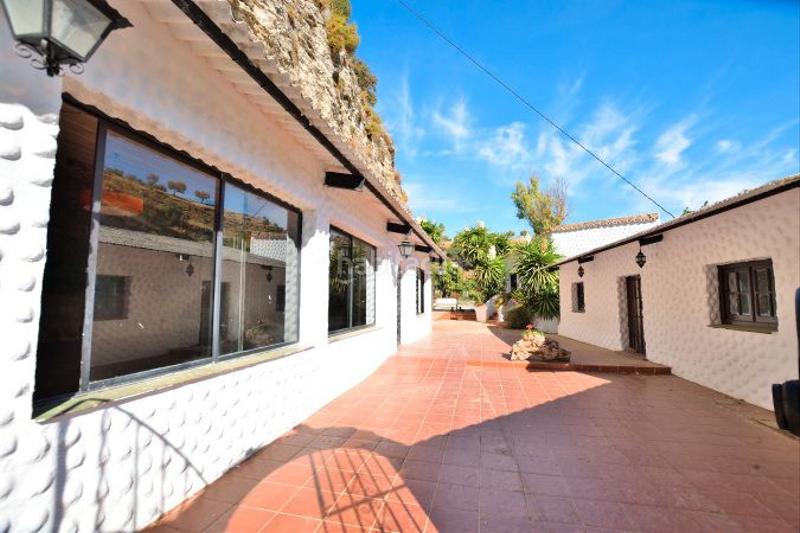 Foto 58f2a847-5a9a-4793-9732-9aaf072628fe. Masia amb aparcament a Arriate