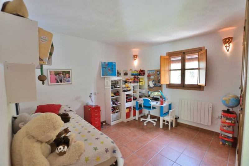 Foto 6af96cbc-c560-43f4-a033-f9831e0145dd. Masia amb aparcament a Arriate