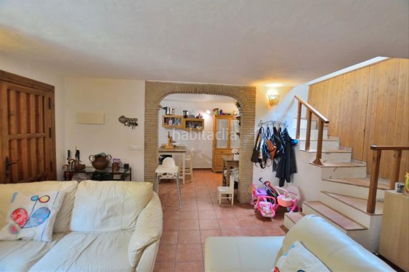 Foto d13190ab-0e80-4506-9afd-fcd3f00ac314. Masia amb aparcament a Arriate