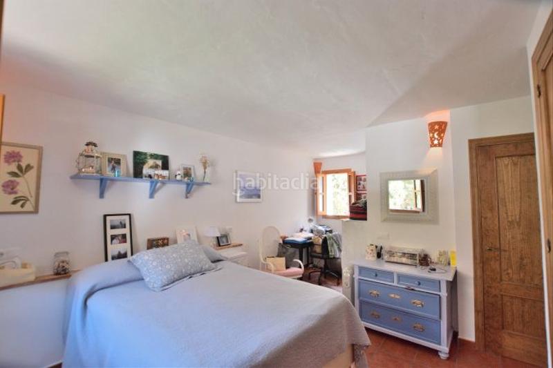 Foto d40acbc7-d4f5-490e-a9f3-a2d5a0e0040a. Masia amb aparcament a Arriate