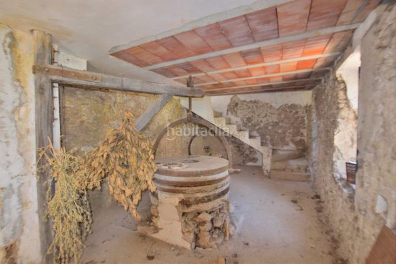 Foto ec2ab33c-5caa-4320-9daf-0b657e302425. Masia amb aparcament a Arriate