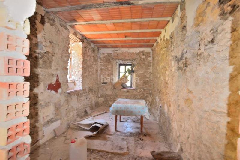 Foto ecab2f34-c075-4f3c-9857-533a71e0ed48. Masia amb aparcament a Arriate