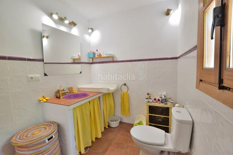 Foto f156cf6a-2cca-44c2-8cab-555752c1c1dd. Masia amb aparcament a Arriate