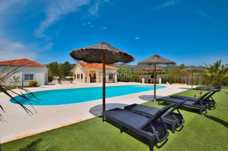 Foto 6b0ee3d0-2108-40a5-8360-70c58a698481. Country house with fireplace parking pool in Partidas Norte Ronda