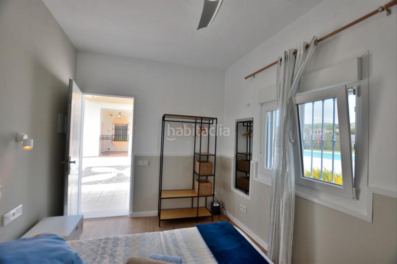 Foto f787dc9e-bb3e-4b18-9c7f-7b174e32c880. Country house with fireplace parking pool in Partidas Norte Ronda
