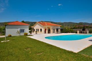 Masia en Partidas Norte. descubre el encanto de una finca rstica en el llano de la cruz