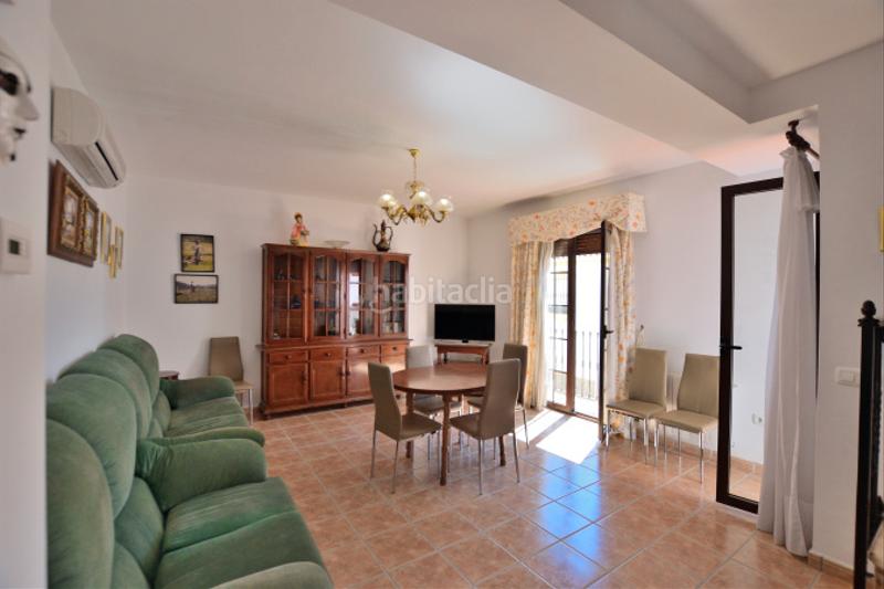 Foto 787361b1-4289-4af7-b589-ff2cd15aac81. Casa adossada amb calefacció aparcament a Montejaque