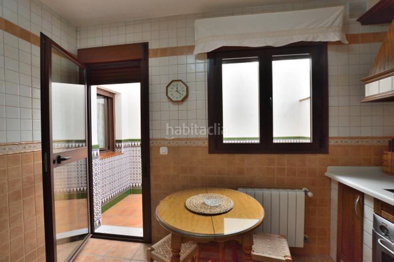 Foto 9f591ab1-2d82-4b90-b499-07c43a7fd86f. Casa adossada amb calefacció aparcament a Montejaque